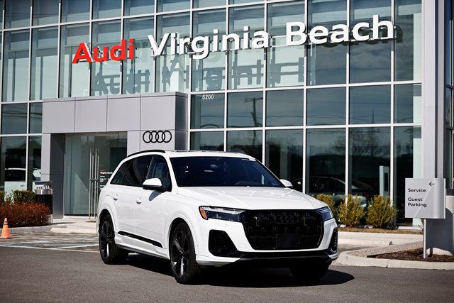 Glacier White Metallic 2026 Audi Q7 SUV / Crossover All-Wheel Drive 8-Speed Automatic