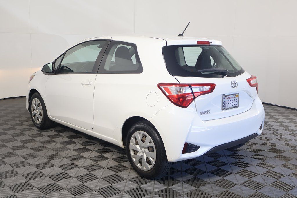 2018 Toyota Yaris L 6