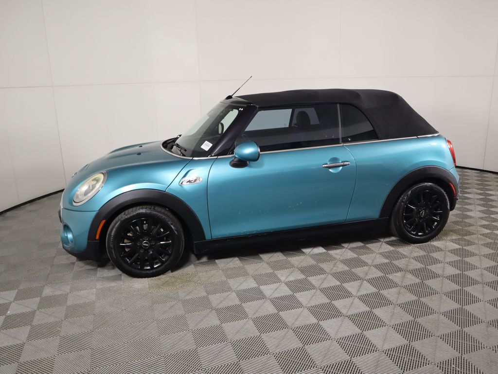 Thumbnail: 2018 MINI Cooper - 16