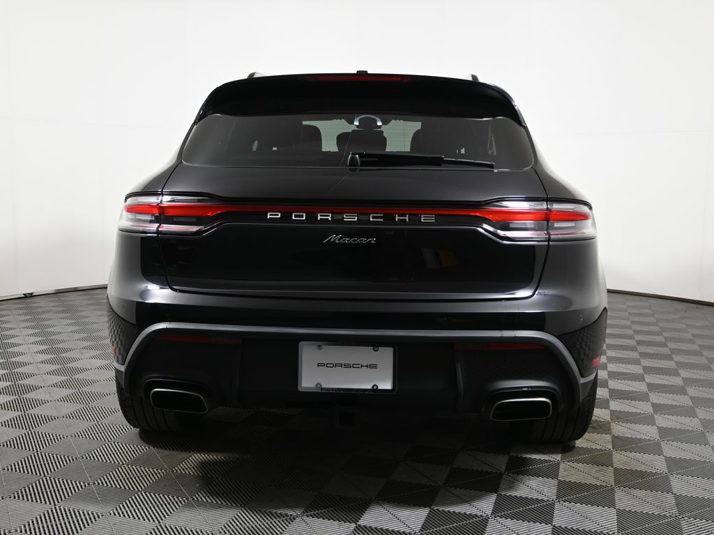 Thumbnail: 2025 Porsche Macan - 6