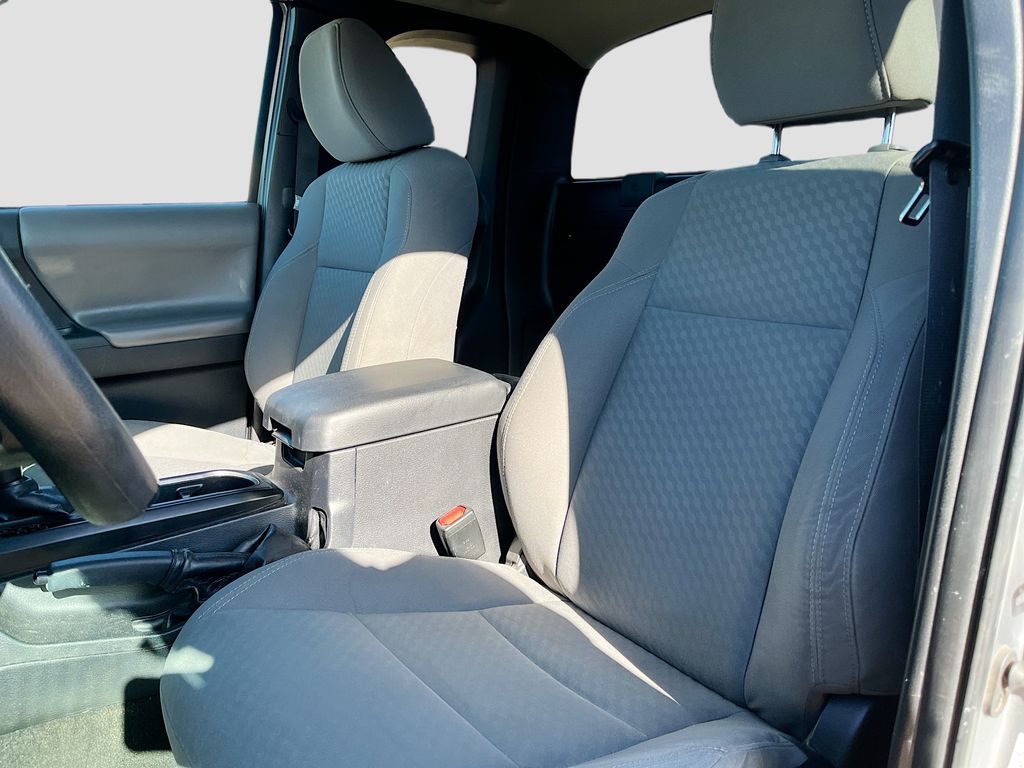 Used 2020 Silver Toyota SR image 19