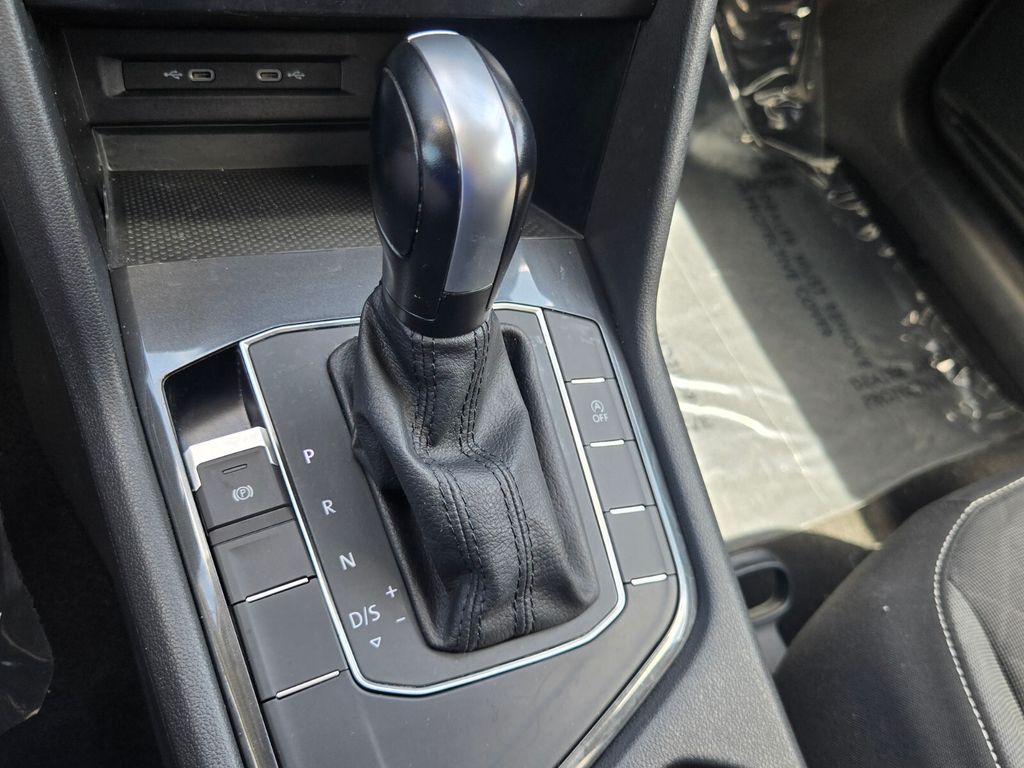 2021 Volkswagen Tiguan - $14,900