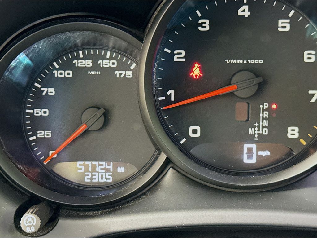 Thumbnail: 2020 Porsche Macan - 12