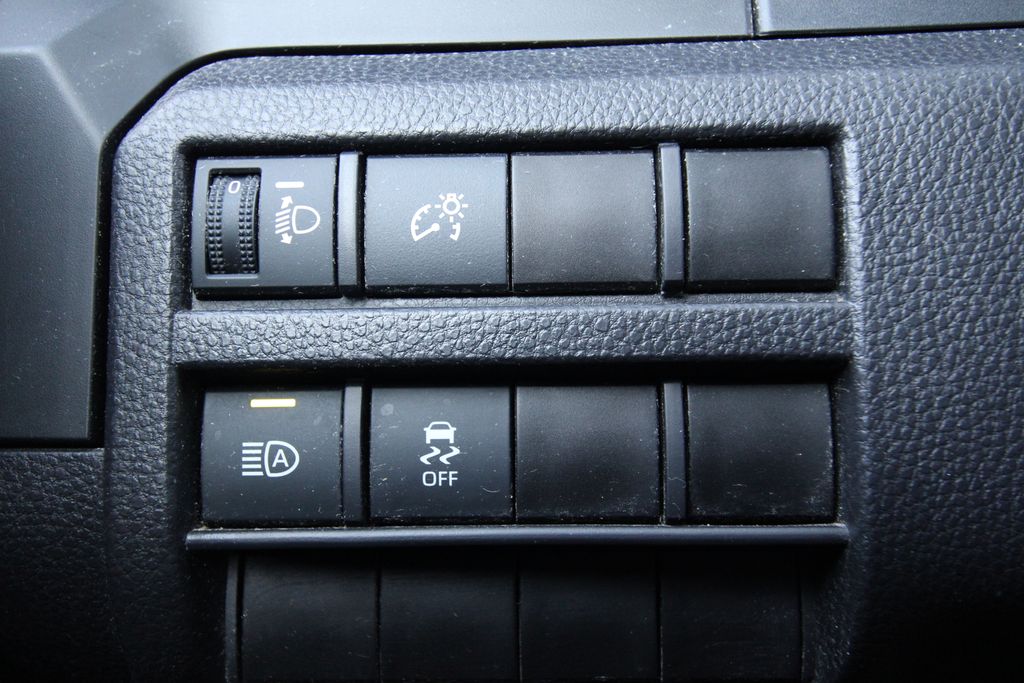 Used 2025 Toyota Tacoma Truck