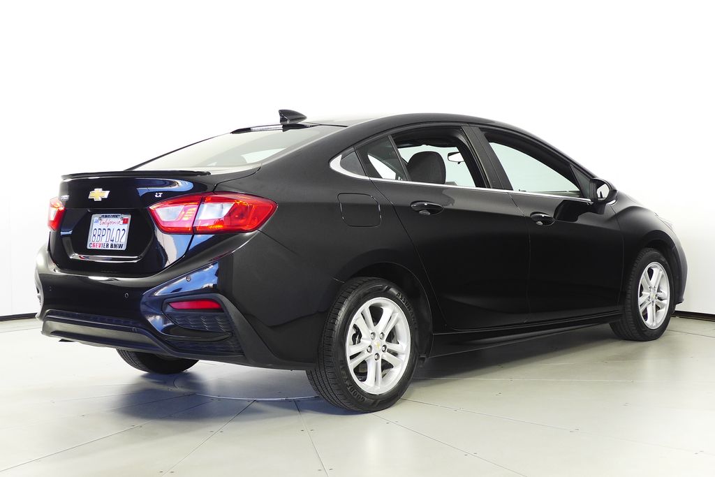 Thumbnail: 2018 Chevrolet Cruze - 7