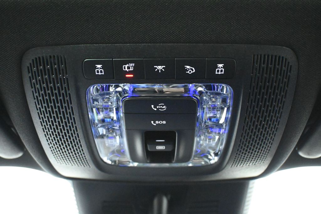 Thumbnail: 2026 Mercedes-Benz GLB - 16