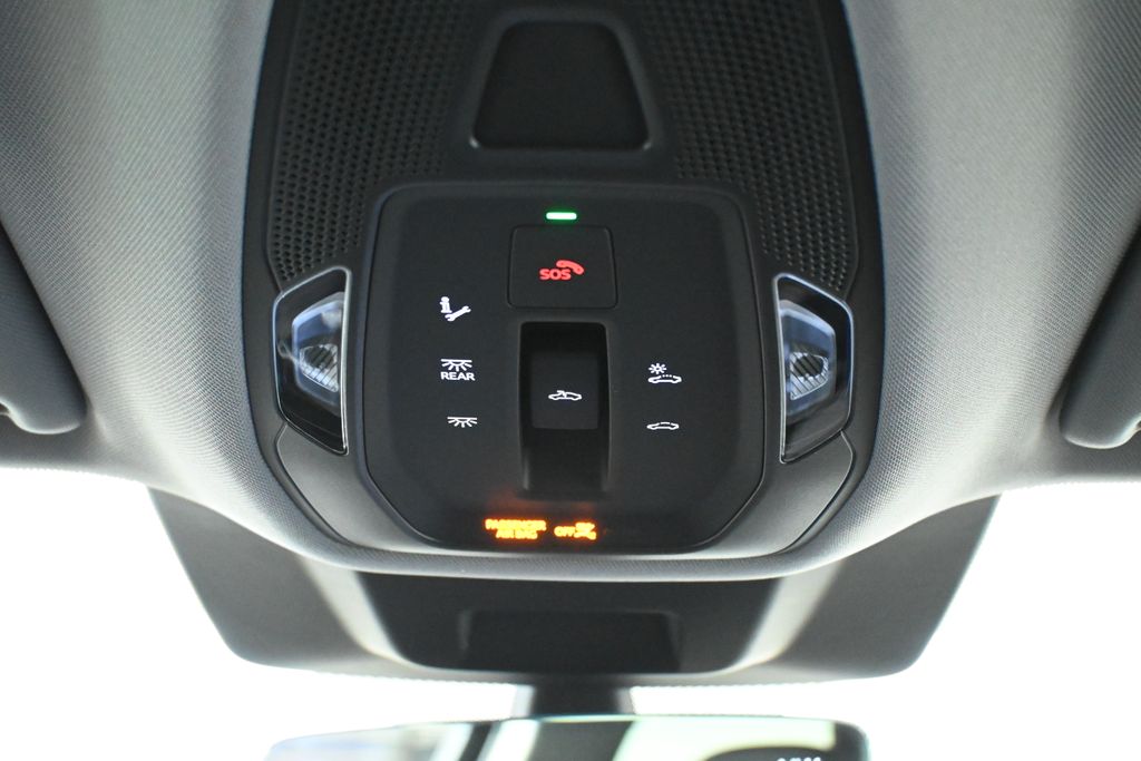 Thumbnail: 2025 Audi Q5 - 16