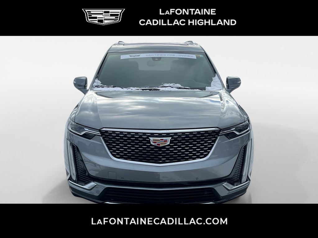 2024 Cadillac XT6 Luxury 2