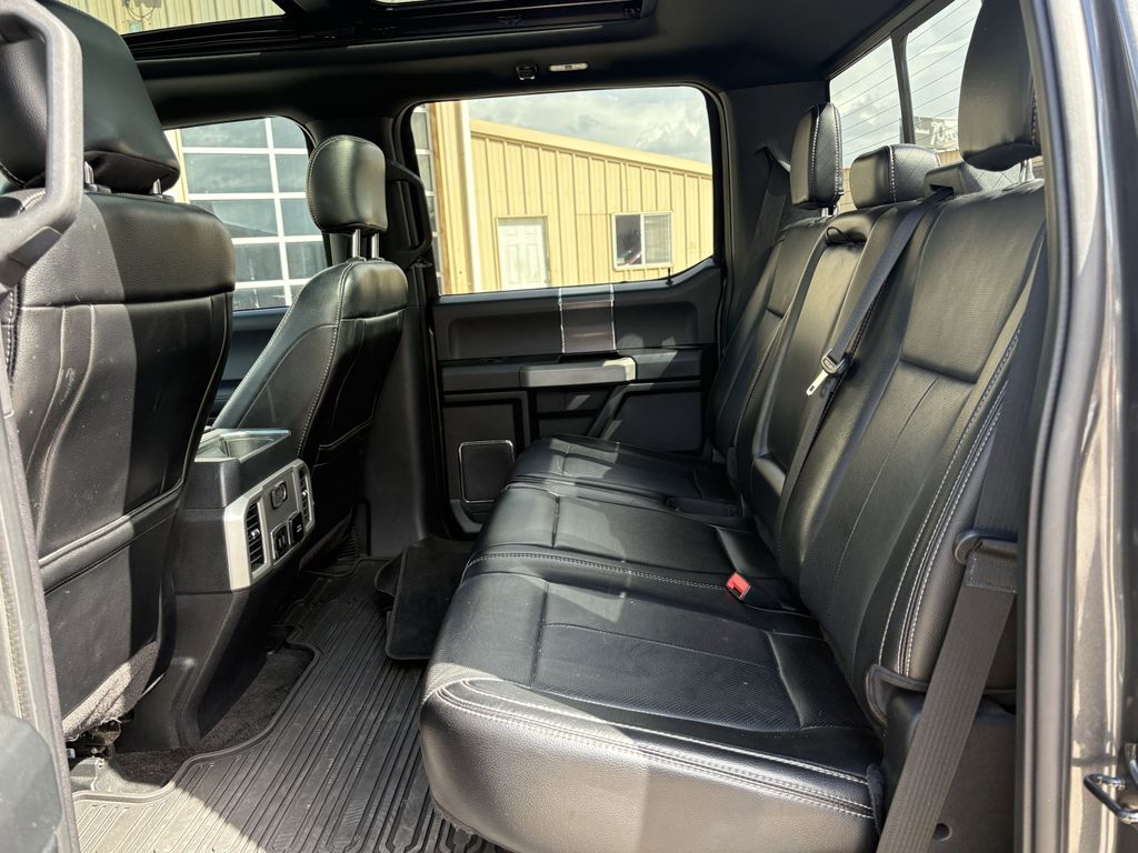 Used 2018 Magnetic Ford Lariat image 23