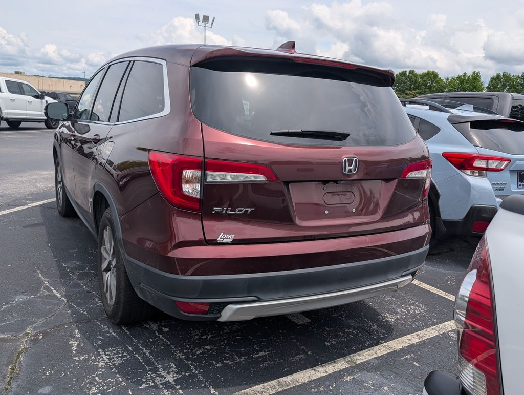 View vehicle photo 6