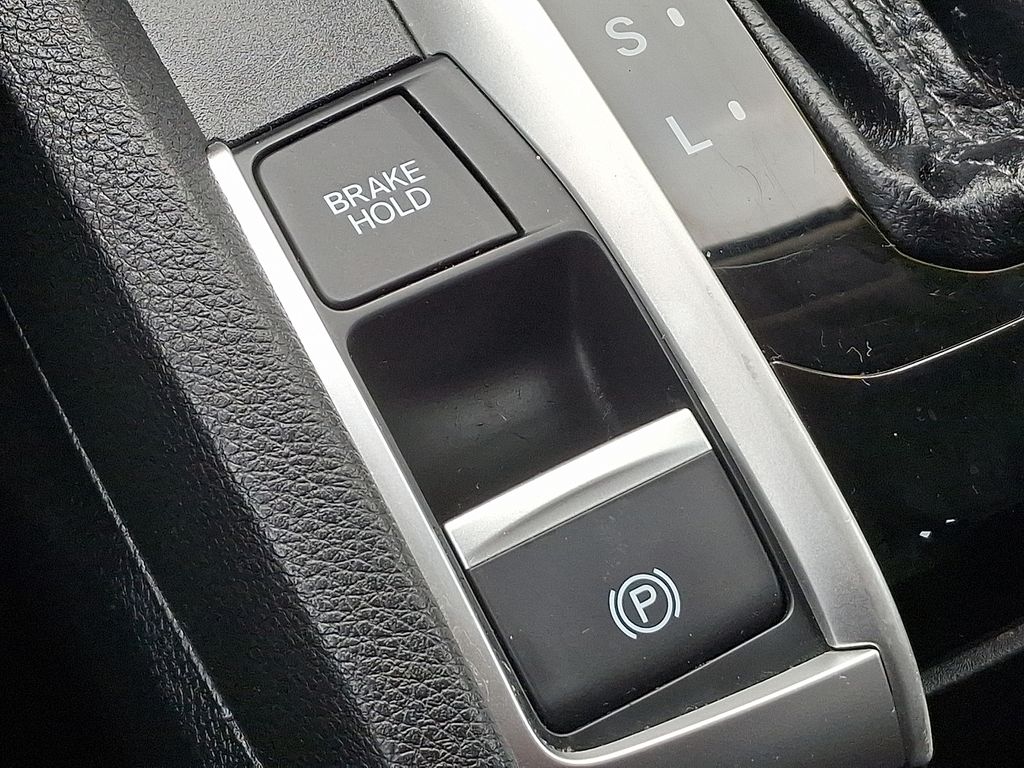 Thumbnail: 2016 Honda Civic - 26