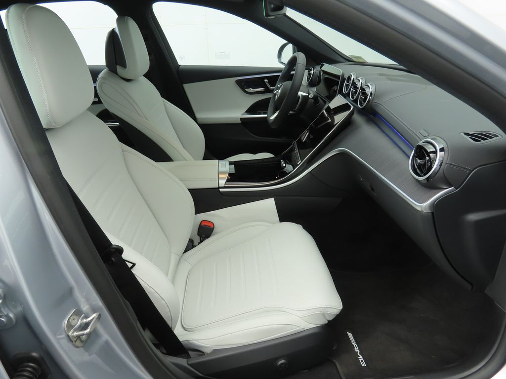 Thumbnail: 2025 Mercedes-Benz C-Class - 20