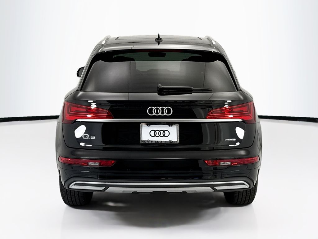 Thumbnail: 2023 Audi Q5 - 6