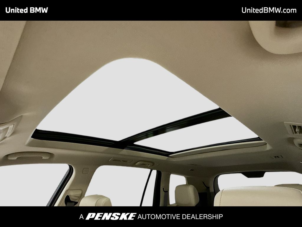 Thumbnail: 2025 Cadillac XT6 - 12