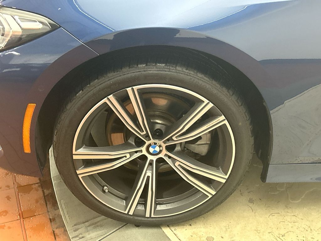 2024 BMW 3 Series 330i xDrive 10