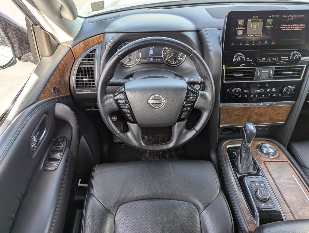 2022 Nissan Armada SL 32