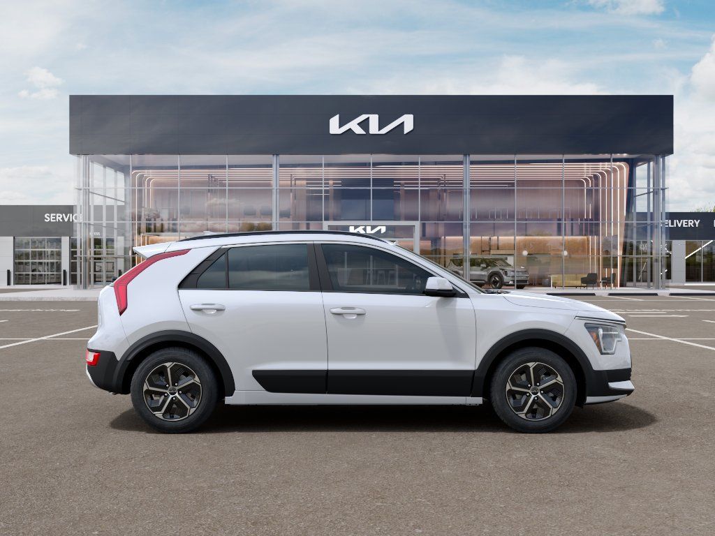 New 2026 White Kia LX image 5