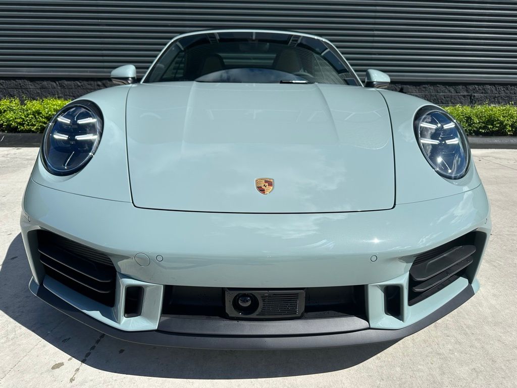 Thumbnail: 2026 Porsche 911 - 7