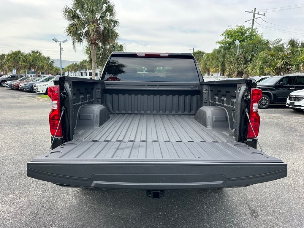 2024 Chevrolet Silverado 1500 Custom 12