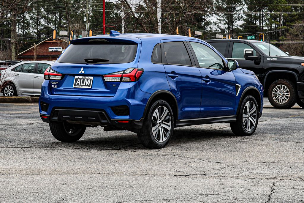 Used 2024 Blue Mitsubishi 2.0 SE image 5