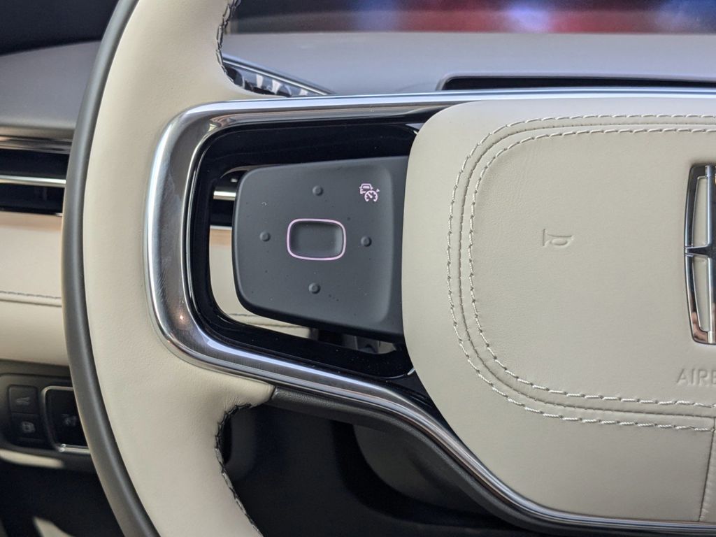 2025 Lincoln Nautilus Hybrid Reserve