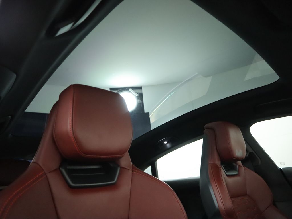 Thumbnail: 2023 Audi e-tron GT - 19