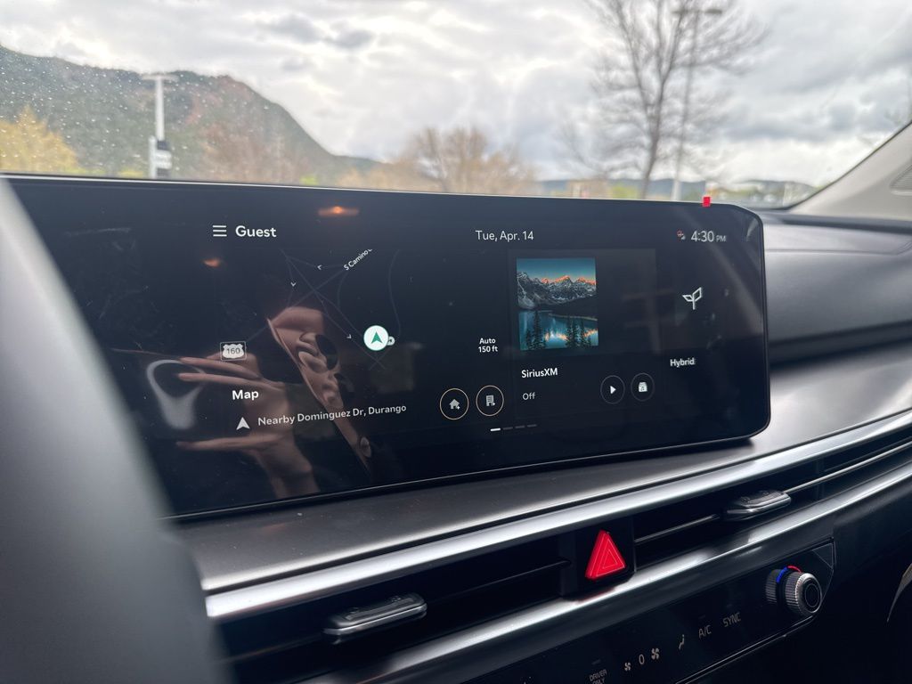 Vehicle image 16