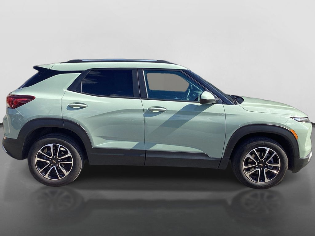 Used 2025 Chevrolet TrailBlazer SUV