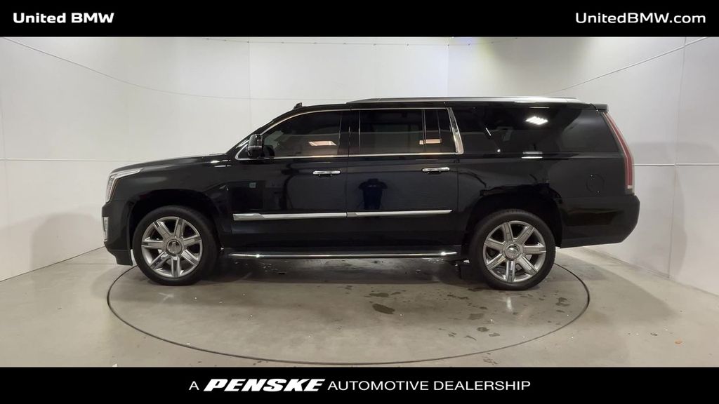 Thumbnail: 2019 Cadillac Escalade - 5