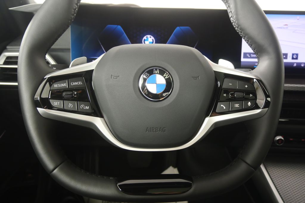 Thumbnail: 2025 BMW 3 Series - 18