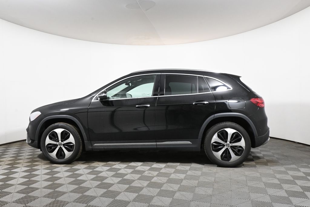 Thumbnail: 2026 Mercedes-Benz GLA - 2