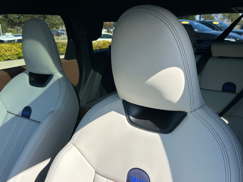 Thumbnail: 2026 MINI Cooper Countryman - 14