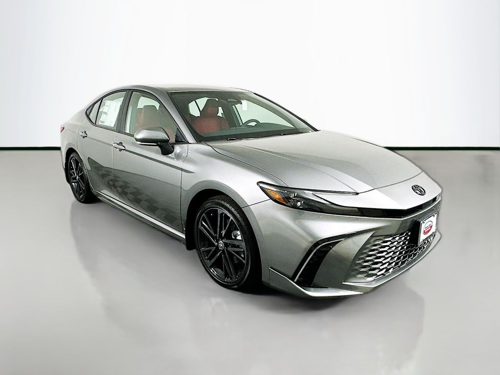 2025 Toyota Camry XSE 3