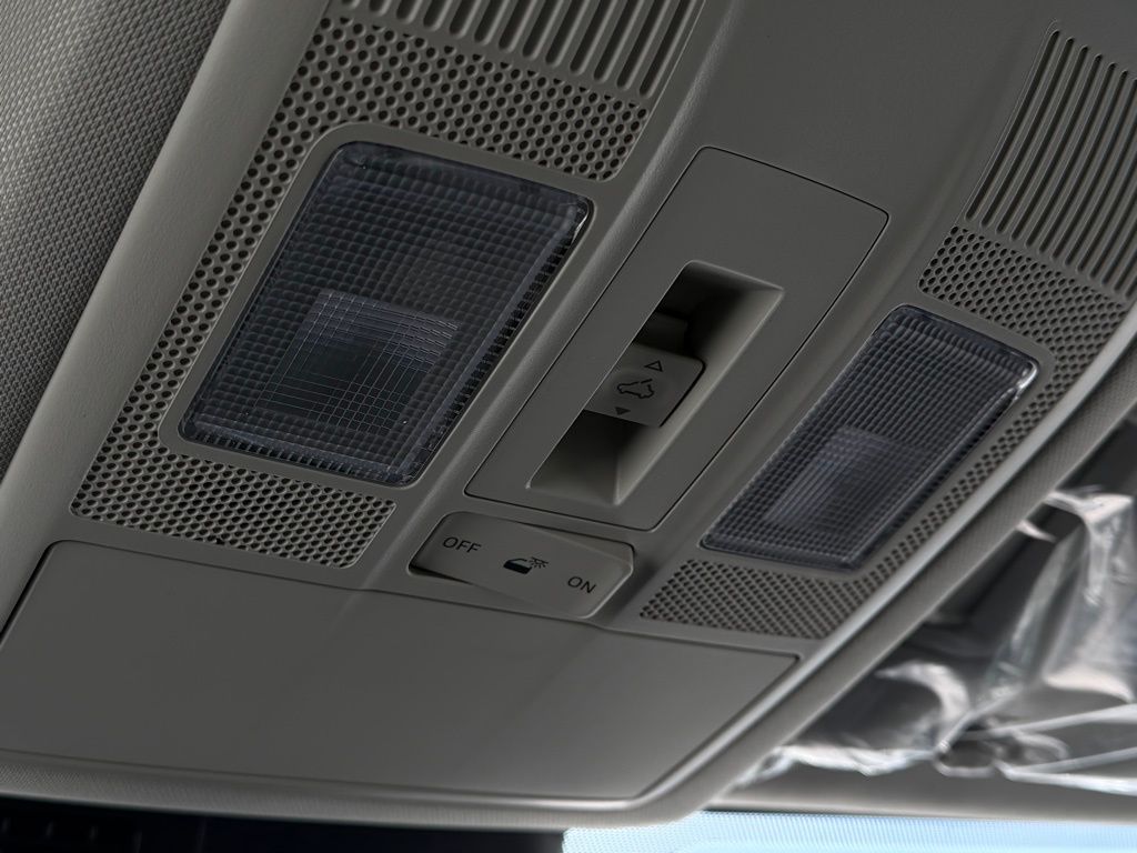 New 2025 White Mazda 2.5 S Preferred Package image 35