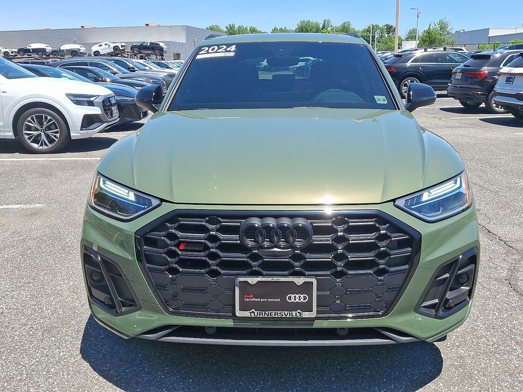 Thumbnail: 2024 Audi SQ5 - 2