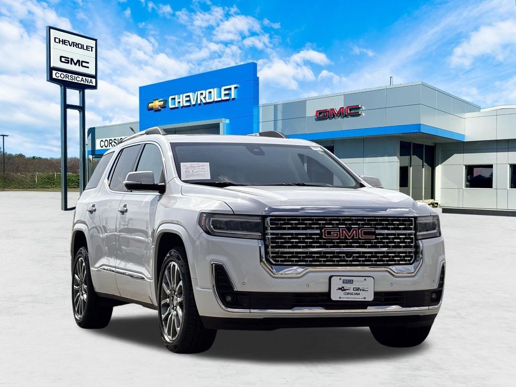 2023 GMC Acadia Denali FWD
