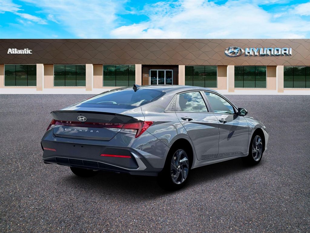 New 2026 Hyundai Elantra Sedan