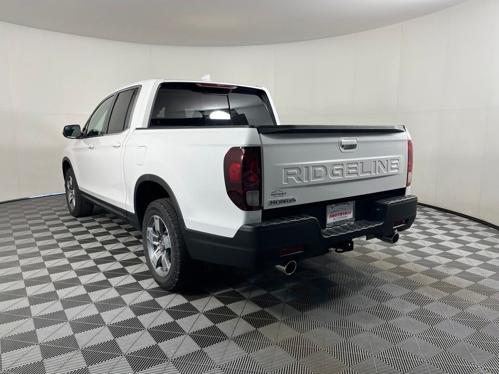 Thumbnail: 2026 Honda Ridgeline - 3