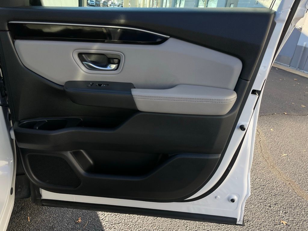 Thumbnail: 2025 Honda Pilot - 28