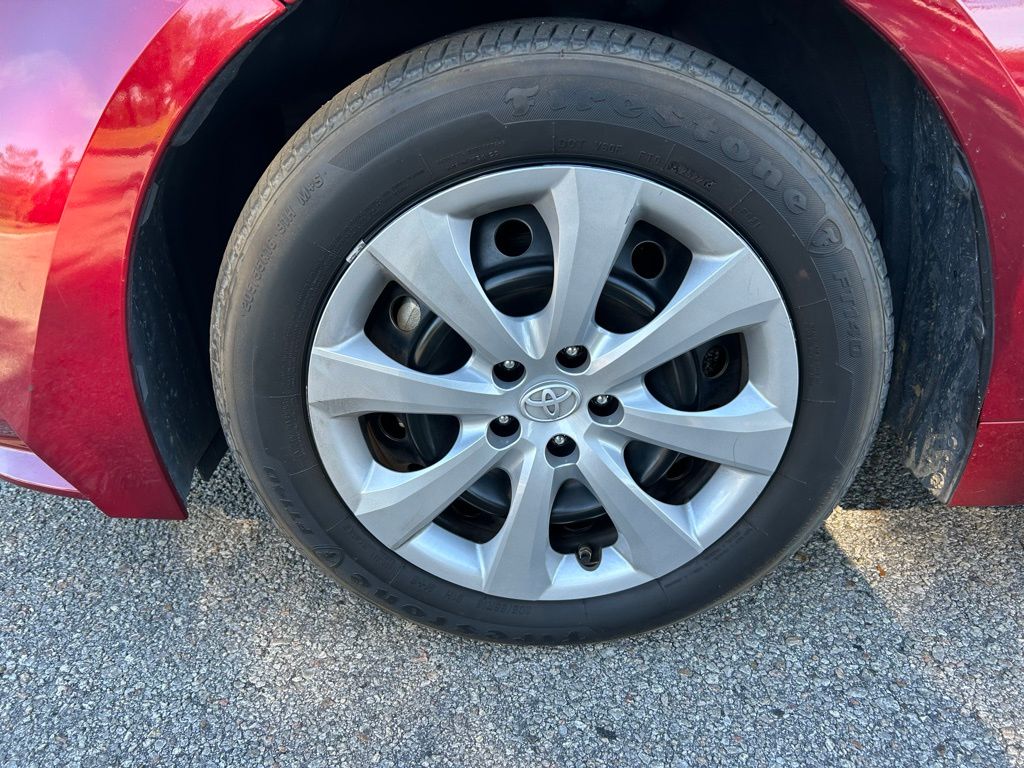 Thumbnail: 2022 Toyota Corolla - 9