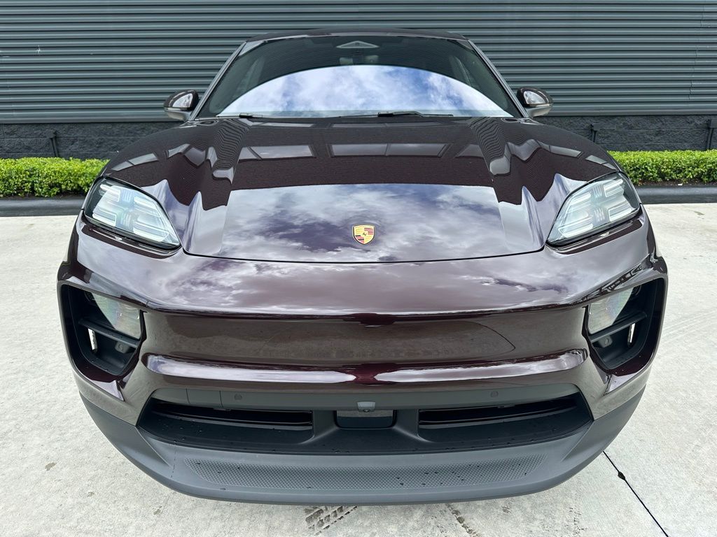 Thumbnail: 2025 Porsche Macan - 8