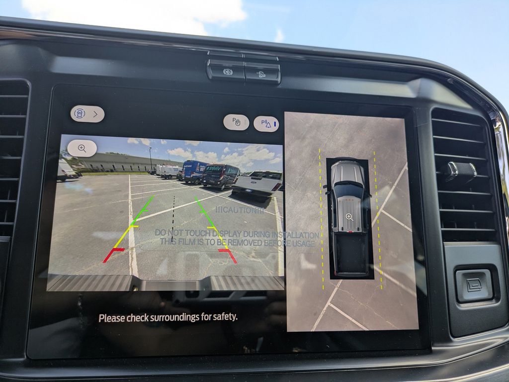 2026 Ford F-350 Super Duty LARIAT