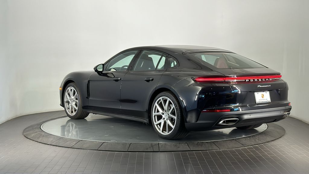 Thumbnail: 2025 Porsche Panamera - 3