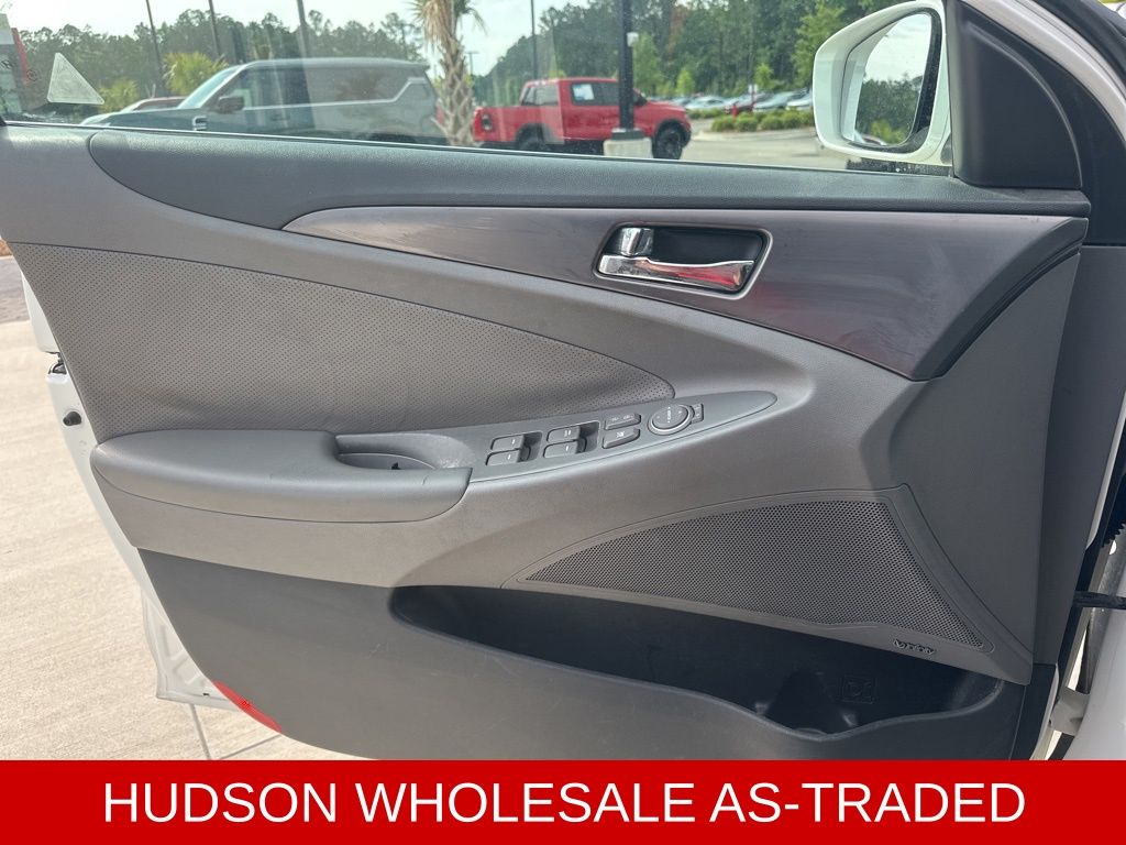 2012 Porcelain White Pearl Mica Hyundai Sonata Base FWD Sedan