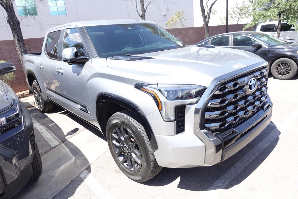 2024 Toyota Tundra Platinum