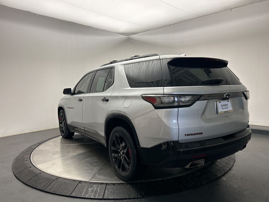 Thumbnail: 2021 Chevrolet Traverse - 3