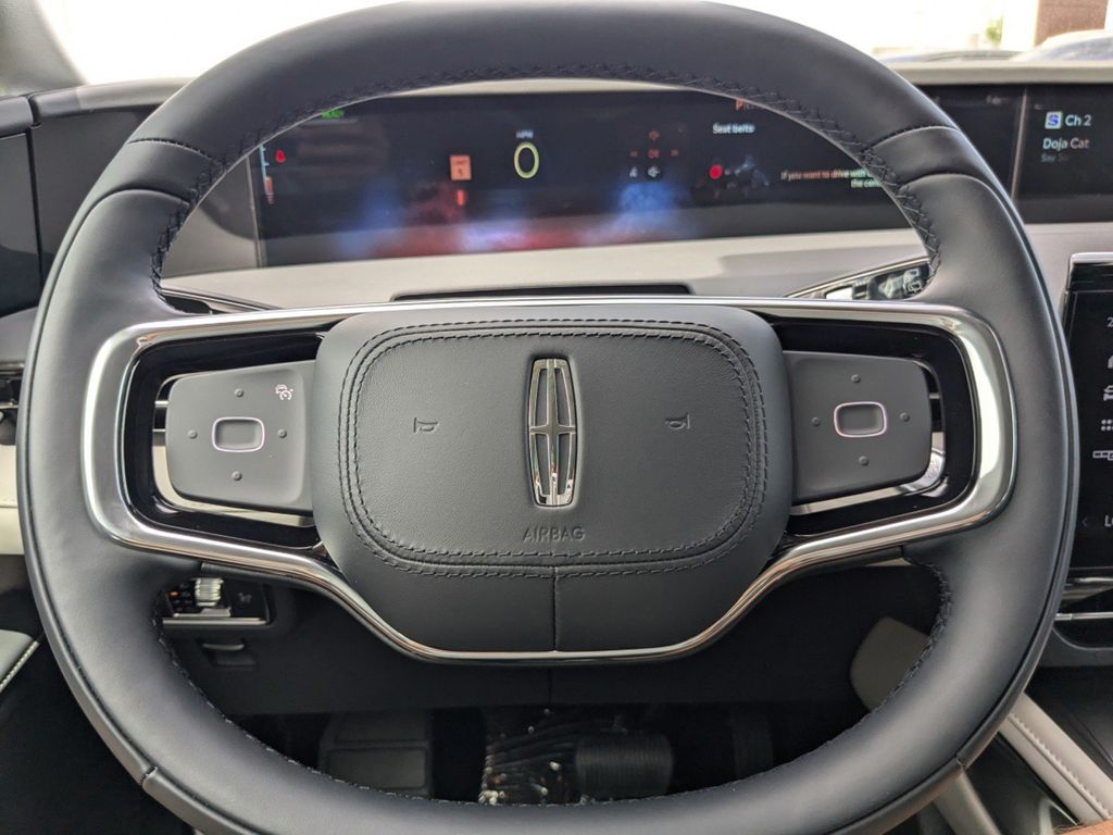 2025 Lincoln Nautilus Hybrid Reserve