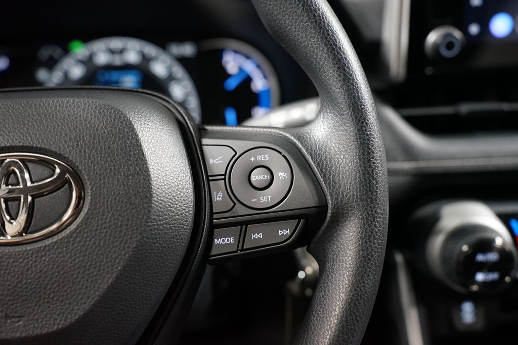 Thumbnail: 2025 Toyota RAV4 - 13