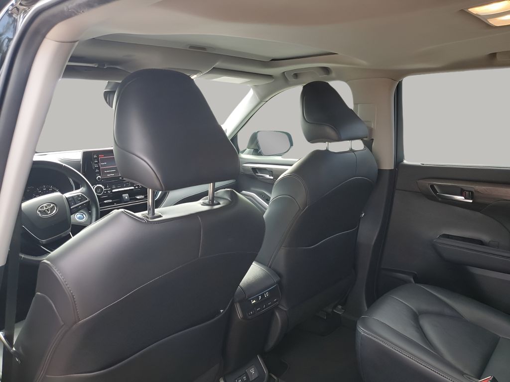 Used Car 2020 Toyota Highlander Hybrid  Limited For Sale Under $25,000 In Austin, Texas