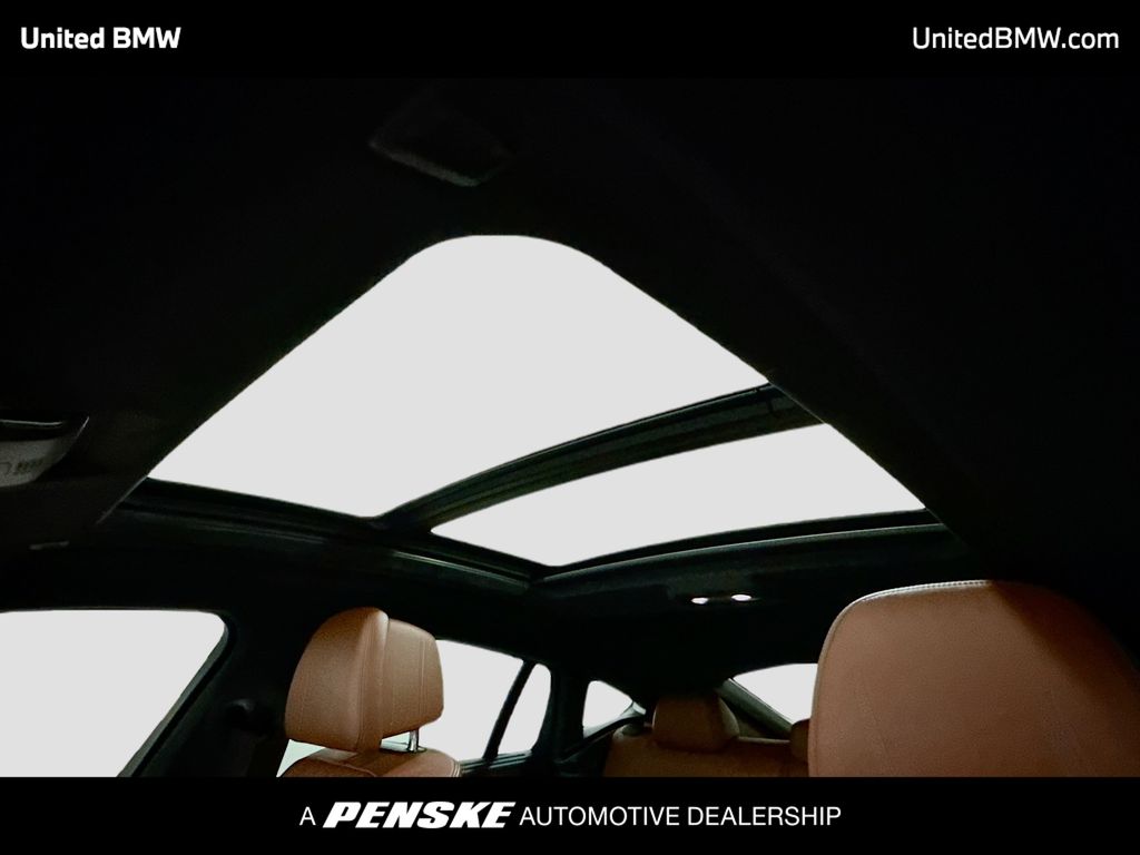 Thumbnail: 2022 BMW X6 - 12